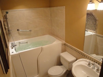 Independent Home Products, LLC installs hydrotherapy walk in tubs in Vantage